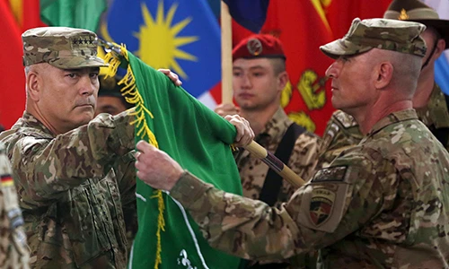Liên quân Mỹ hạ cờ chính thức rút khỏi Afghanistan 