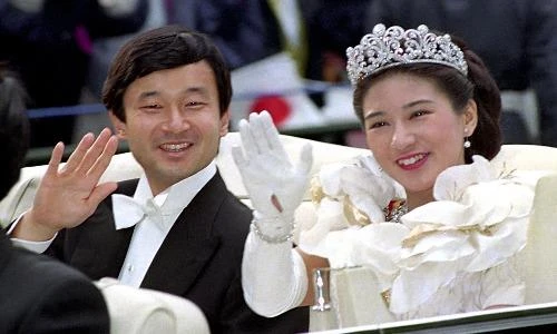 Chuyện tình cảm động của tân Hoàng hậu Nhật Bản tài sắc vẹn toàn