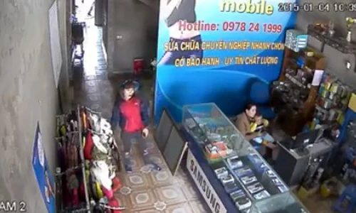 Thủ thuật trộm đồ cực độc của gái xinh