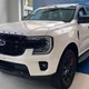 Những trang bị còn lại của xe không có gì thay đổi so với Ford Everest Sport tiêu chuẩn. Xe cũng có màn hình cảm ứng màu 10,1 inch, hỗ trợ kết nối Apple CarPlay/Android Auto không dây, kết nối Bluetooth, hệ thống thông tin giải trí SYNC 4A, kết nối FordPass Connect, 4 cổng USB và hệ thống âm thanh 8 loa.