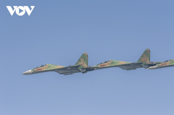 Su-30MK2 là dòng máy bay tiêm kích hiện đại của Không quân nhân dân Việt Nam./.