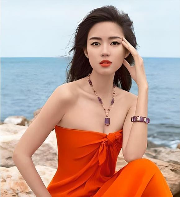 Theo Trương Tử Lâm, một yếu tố giúp phụ nữ luôn trẻ trung, tươi tắn là duy trì tinh thần vui vẻ. Cô biết ơn chồng Nhiếp Lỗi vì luôn cảm thông, thấu hiểu sự hi sinh của vợ. Cô cũng khuyên chị em phụ nữ nên học cách yêu bản thân và đừng bao giờ bỏ quên việc chăm sóc ngoại hình, tinh thần của chính mình dù đã làm vợ, làm mẹ.