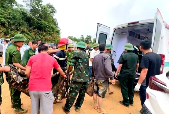 Nhiều lực lượng được điều động, đảm bảo công tác cứu hộ nhanh chóng, kịp thời.