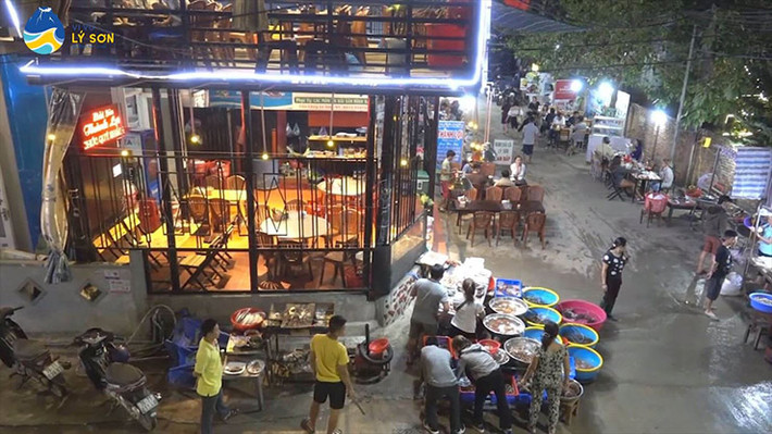 Ở Lý Sơn, cá tà ma được du khách yêu thích vì thịt cá săn chắc, thơm ngon và có thể chế biến thành nhiều món ăn ngon.