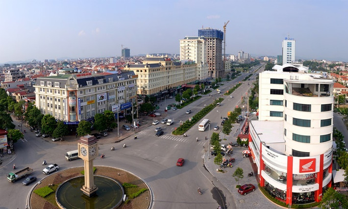 GRDP bình quân đầu người đạt 155,6 triệu đồng/người/năm, đứng thứ 4 cả nước; cơ cấu kinh tế chuyển dịch theo hướng công nghiệp hóa, hiện đại hóa.