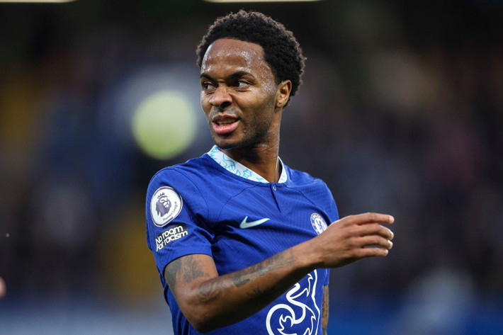 Raheem Sterling (Chelsea): Sterling chơi kém thuyết phục trong 2 tháng gần đây. Anh không ghi bàn và kiến tạo trong 5 trận liên tiếp ra sân cho Chelsea ở Premier League. Nhưng tương tự Grealish, Sterling là nhân tố không thể thiếu cho toan tính của HLV Southgate, do đó khó bị bỏ rơi nếu khỏe mạnh.