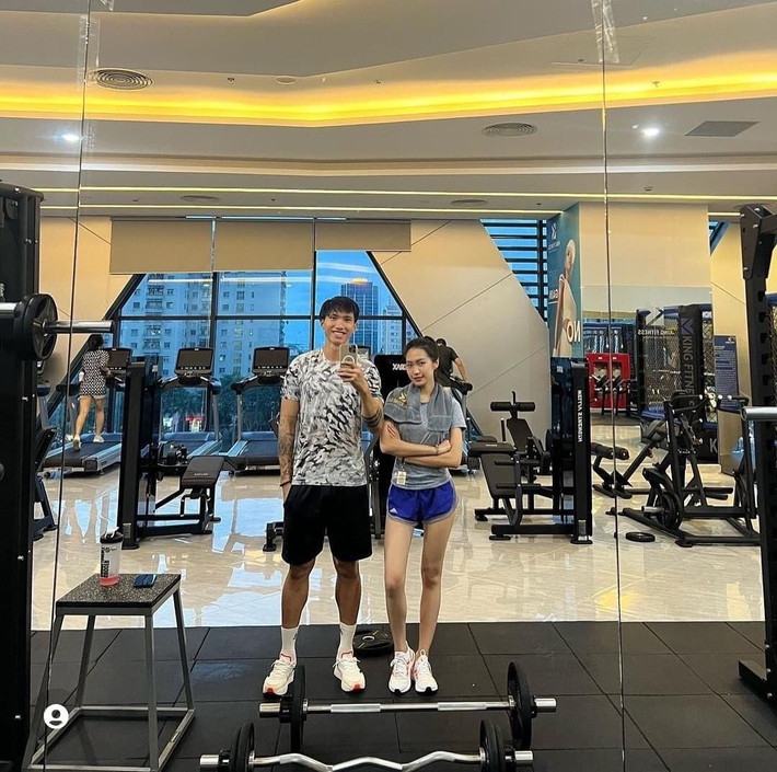 Doãn Hải My cùng bạn trai tới phòng tập những lúc cả hai cùng rảnh rỗi để nâng cao sức khỏe.