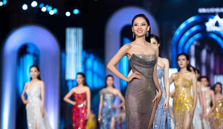 Trước đêm chung kết, Mai Phương có trong tay giải phụ Người đẹp tài năng, top 5 Người đẹp thời trang, top 5 Người đẹp du lịch. Đến lúc này, khán giả tin rằng cô chắc chắn có suất trong top 5 chung cuộc, và việc đăng quang hay không còn phụ thuộc vào sự thể hiện bùng nổ, tạo dấu ấn ở vòng cuối.