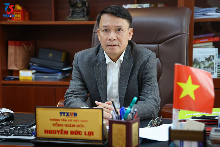 Nguyên Tổng Giám đốc Thông tấn xã Việt Nam Nguyễn Đức Lợi vinh dự được nhận Huân chương Độc lập hạng Ba do Chủ tịch nước trao tặng và quyết định nghỉ hưu.