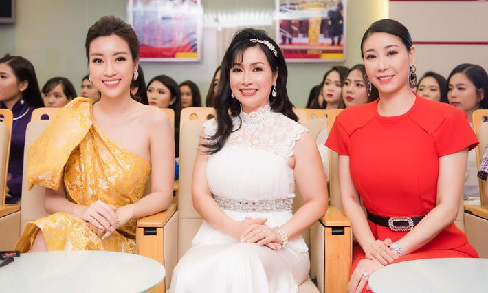 ùi Bích Phương là hoa hậu ngồi ghế giám khảo nhiều nhất tại các cuộc thi Hoa hậu Việt Nam. Chị đã tham gia chấm thi vào các năm 2008, 2012...