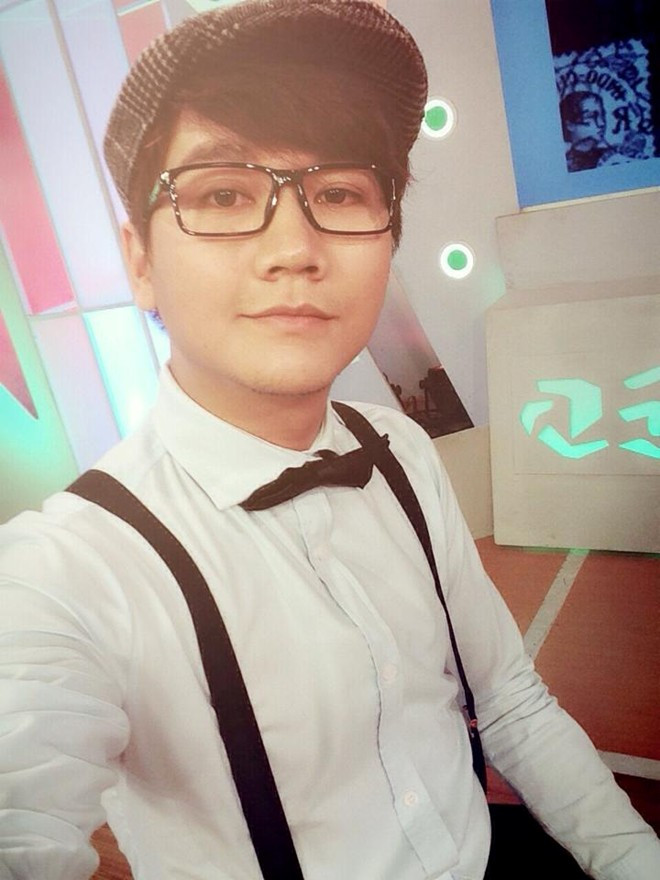 Mới đây, Công Tố giành giải thưởng MC ấn tượng trong Ấn tượng VTV 2014. Với ngoại hình ưa nhìn cùng phong cách trẻ trung, năng động, cá tính, Phạm Công Tố luôn nhận được sự ủng hộ nhiệt tình từ khán giả, đặc biệt là các bạn trẻ.