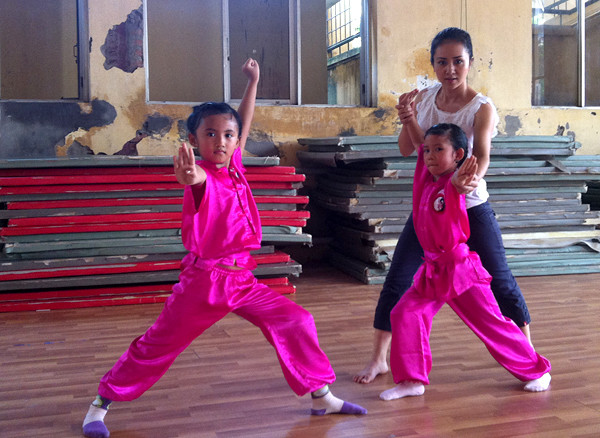 Nguyễn Thúy Hiền là vận động viên wushu nổi tiếng nhất Việt Nam. Khi mới 14 tuổi (năm 1993), cô đã đoạt chức vô địch thế giới.