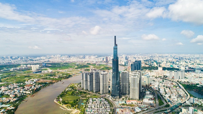 Trong nhiều năm qua, TPHCM luôn là đầu tàu kinh tế của cả nước.