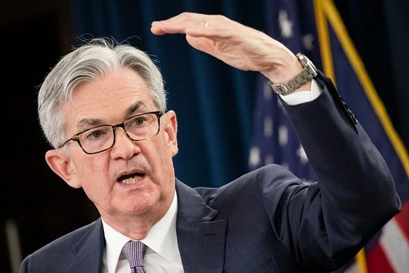 Trump đe dọa sa thải Chủ tịch Fed Powell vì bất đồng lãi suất