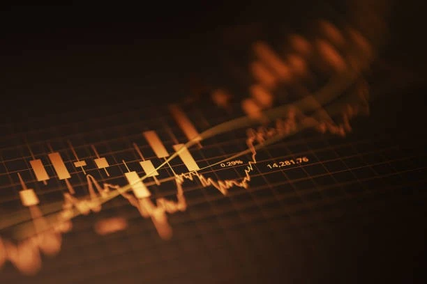 Quỹ lớn SPDR Gold Trust bán tháo vàng, thị trường đối mặt áp lực kép