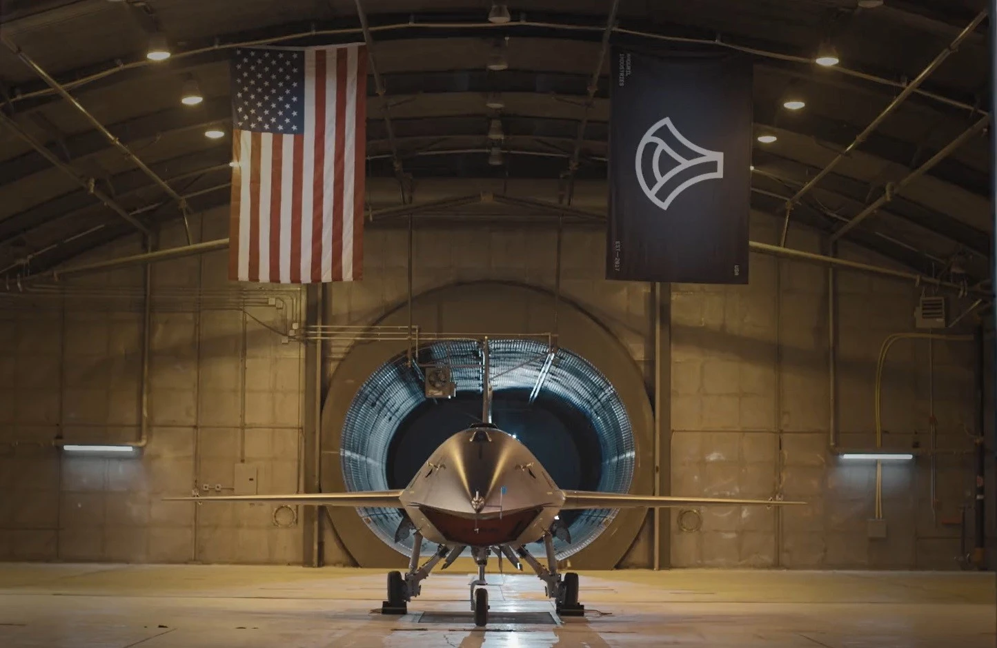 Cận cảnh UAV Anduril "cơn thịnh nộ" trên không của Quân đội Mỹ