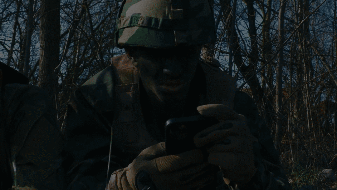 Đáng nói là IDDEA phát hành công cụ này dưới dạng một ứng dụng đa nền tảng có thể truy cập rộng rãi thông qua các chợ ứng dụng quen thuộc. Với mức giá 10 USD mỗi tháng sẽ được 10 lượt truy vấn. 50USD/tháng sẽ được 1000 lượt truy vấn. Gói không giới hạn ở cấp độ quân sự được cung cấp riêng không thông qua chợ ứng dụng.