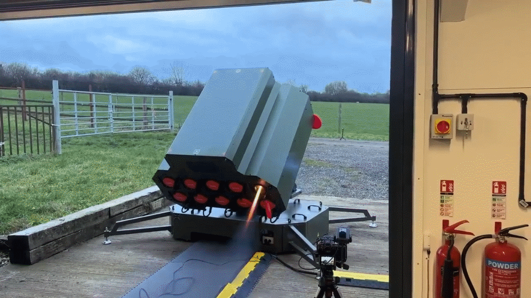 Anh giới thiệu hệ thống phóng mô-đun triển khai 10 UAV cùng lúc