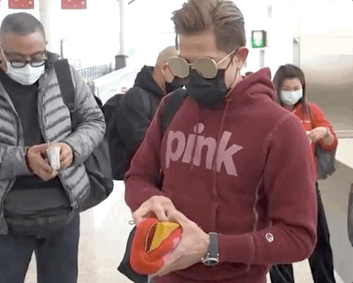 Quach Phu Thanh bi chi trich ham tien vi sang My dien giua dich Corona