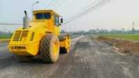 Soi "hệ sinh thái" nhà thầu Thuận Thành và bên mời thầu Phương Đông