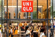 Vì sao Uniqlo biết quần áo chưa thanh toán?