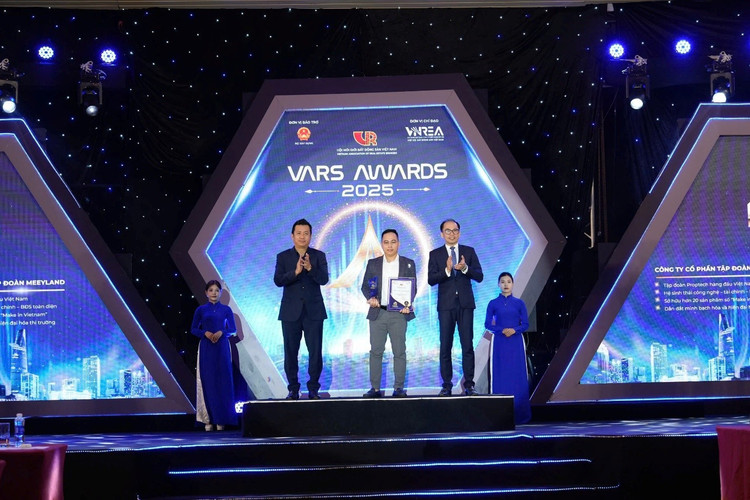 Meey Group tiếp tục được vinh danh tại Ngày hội môi giới 2025 111.jpg