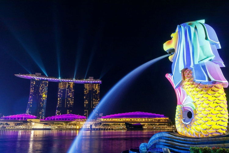 Marina Bay Sands, tượng Sư Tử Biển Merlion – hai công trình biểu tượng của Singapore. 2.jpg