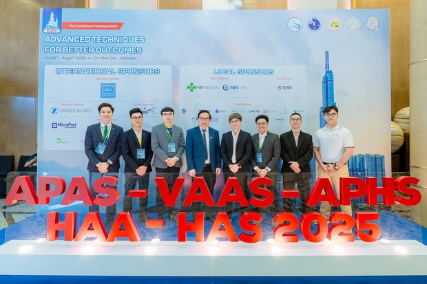 Đoàn các bác sĩ Vinmec & VinUni tham dự và báo cáo các nghiên cứu tại Hội nghị anh-1.jpg