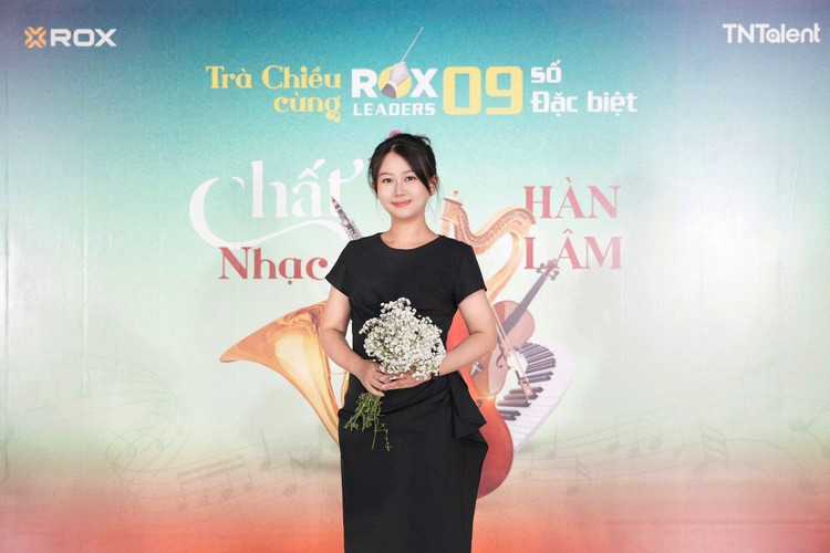 Chị Thanh Huyền trong sự kiện “Trà chiều cùng ROX Leaders” t91-pix2.jpg