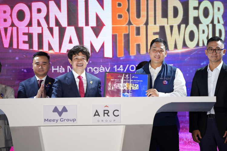 Meey Group 44.jpg