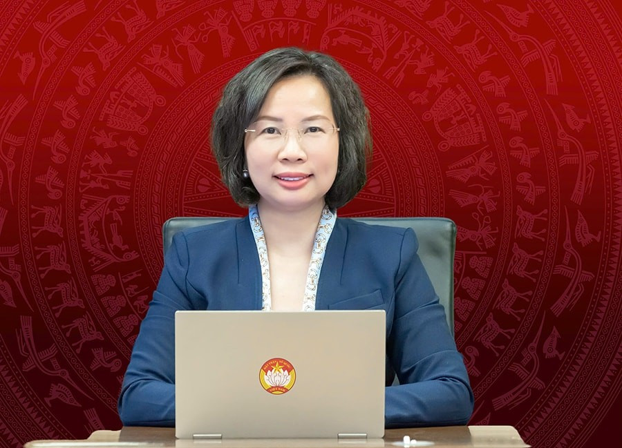 Chủ tịch Ủy ban Mặt trận Tổ quốc Việt Nam thành phố Hà Nội Bùi Huyền Mai.