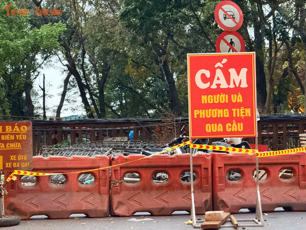 Lệnh cấm được áp dụng đồng thời ở cả hai đầu cầu, theo hướng từ phường Bồ Đề và phường Hoàn Kiếm. Thời gian thực hiện kéo dài trong 60 ngày, từ 9h ngày 28/3 đến hết ngày 27/5