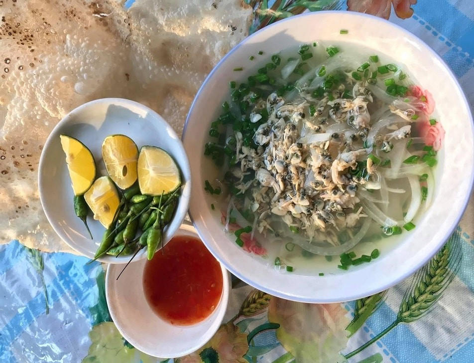 View - Đặc sản nhỏ xíu, ngọt thanh khiến du khách mê mẩn ở Quảng Ngãi | Báo Tri thức và Cuộc sống - TIN TỨC PHỔ BIẾN KIẾN THỨC 24H