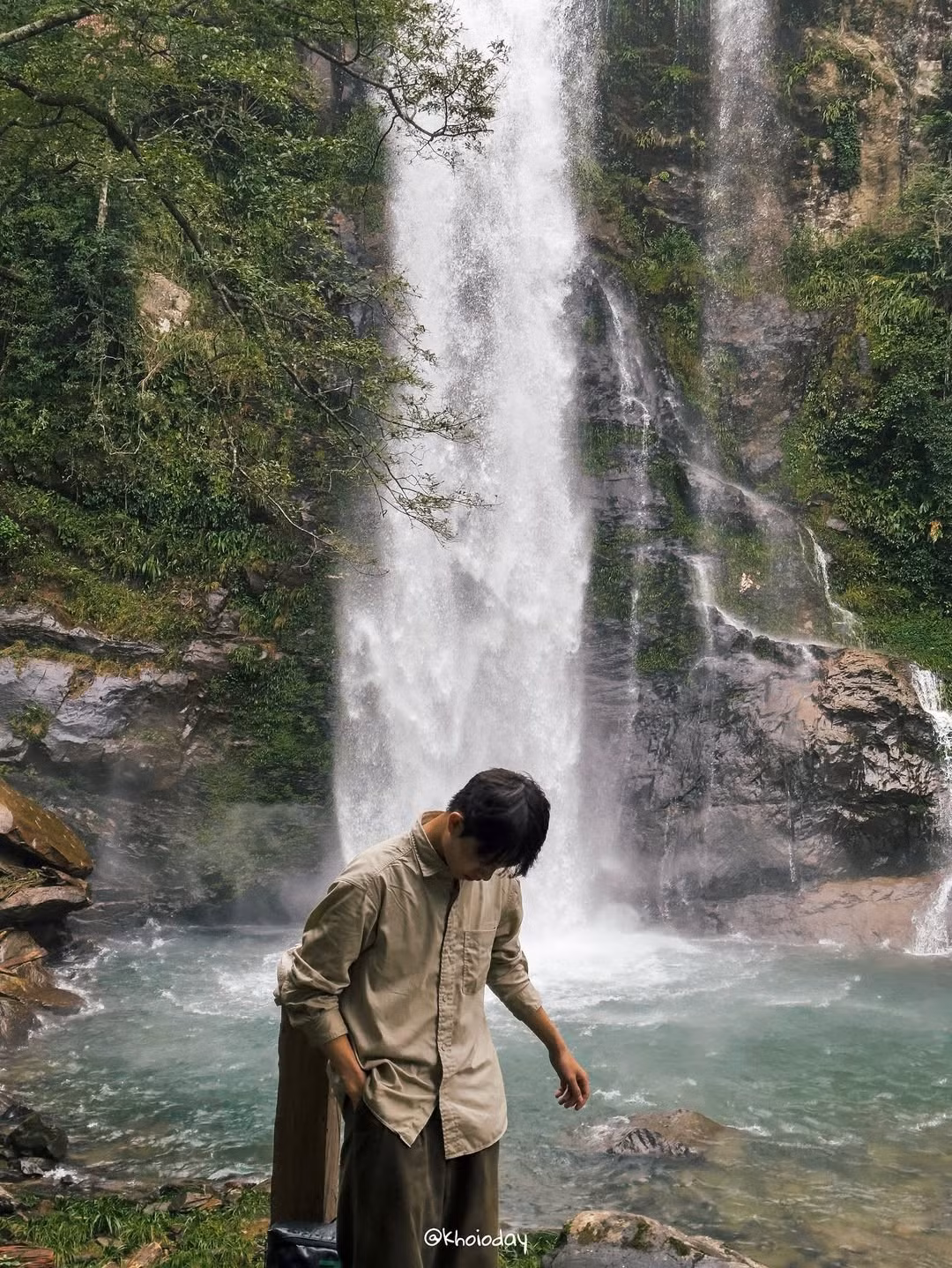 Người dân địa phương vẫn ví vẻ đẹp ấy như cô gái người H’Mông đang độ trăng tròn – trong trẻo, hiền hòa nhưng cũng đầy sức sống. Ảnh k.ng_03