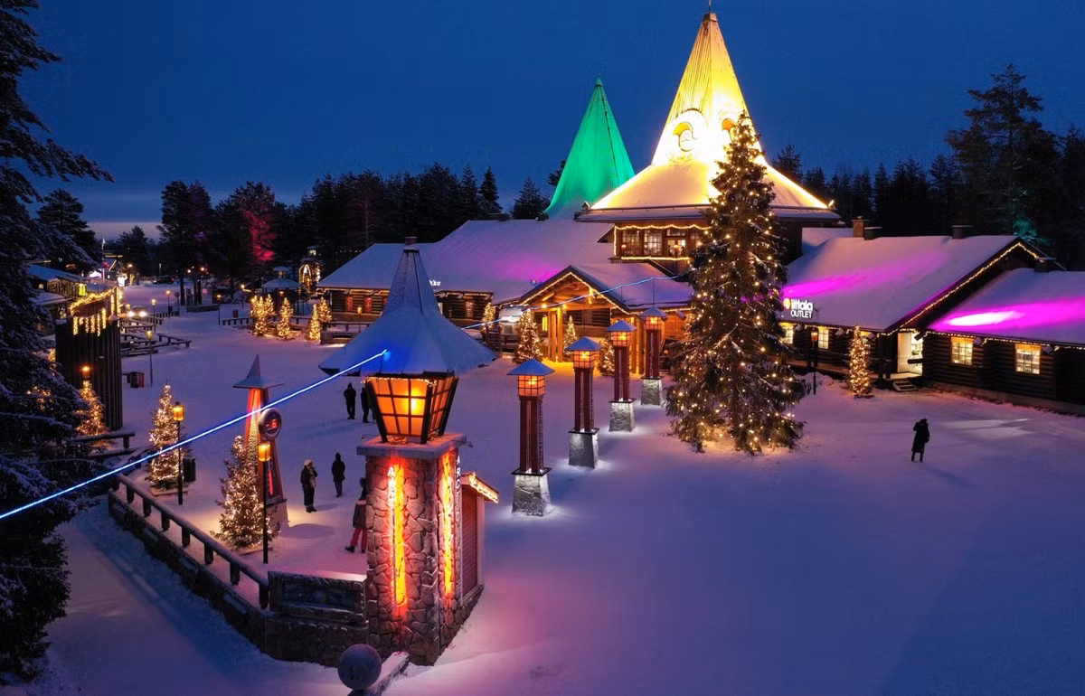 Dù khác biệt về hình thức, Giáng sinh trên khắp thế giới vẫn chung tinh thần sum vầy và sẻ chia. Với du khách, khám phá những truyền thống Noel độc đáo cũng là một cách cảm nhận sự đa dạng văn hóa của nhân loại trong những ngày cuối năm. Ảnh CNtraveller