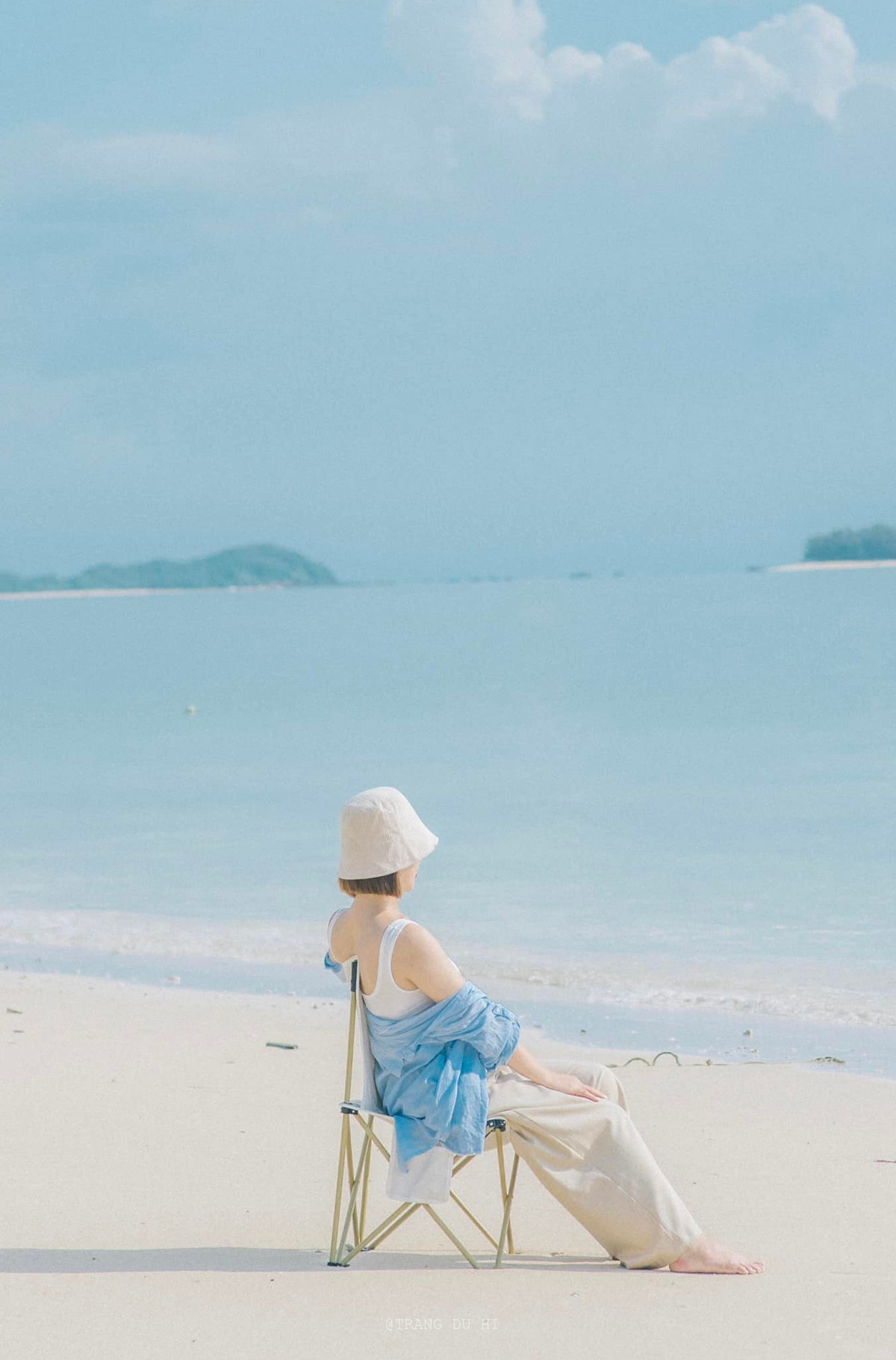 Một trong những trải nghiệm đáng nhớ nhất khi đến đảo Thanh Lân chính là ẩm thực địa phương. Mặc dù đảo nhỏ, nhưng hải sản ở đây vô cùng tươi ngon, được chế biến đơn giản nhưng đầy hấp dẫn. Ảnh Trang Phạm