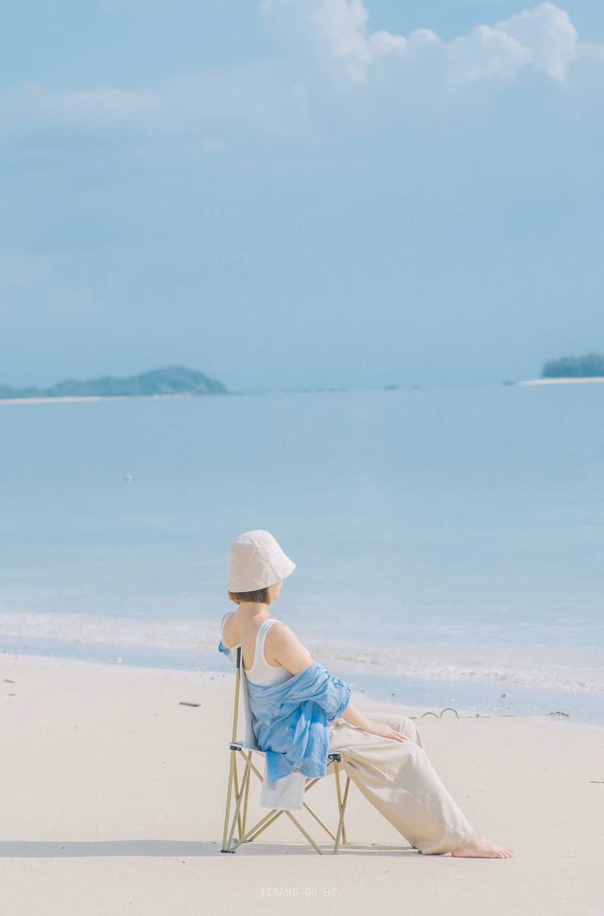 Một trong những trải nghiệm đáng nhớ nhất khi đến đảo Thanh Lân chính là ẩm thực địa phương. Mặc dù đảo nhỏ, nhưng hải sản ở đây vô cùng tươi ngon, được chế biến đơn giản nhưng đầy hấp dẫn. Ảnh Trang Phạm