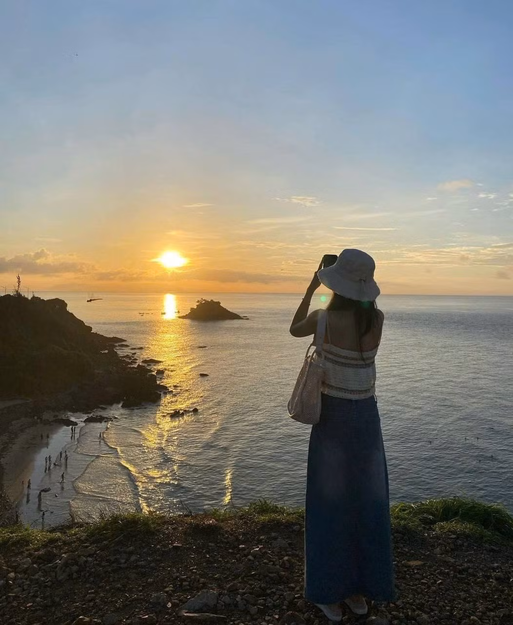 Dù mùa nào, Mũi Nghinh Phong vẫn mang nét đẹp riêng. Ảnh heyymonkie