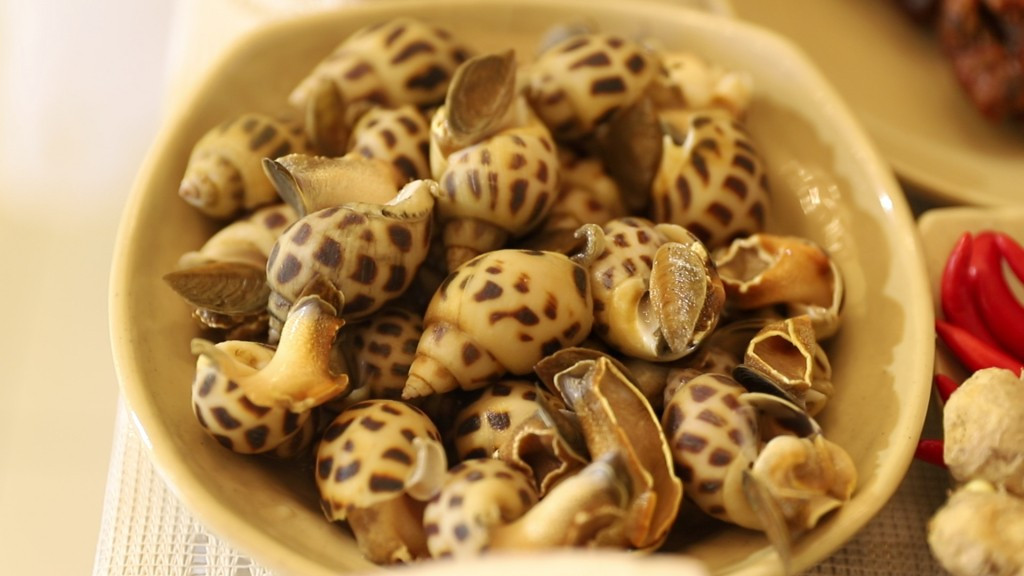 Không chỉ giúp cung cấp năng lượng, ốc hương còn mang lại nhiều lợi ích cho cơ thể. Hàm lượng kẽm dồi dào trong ốc hương góp phần tăng cường hệ miễn dịch, hỗ trợ cơ thể sản sinh các tế bào bảo vệ và nâng cao khả năng chống lại vi khuẩn, virus. Ảnh minh họa