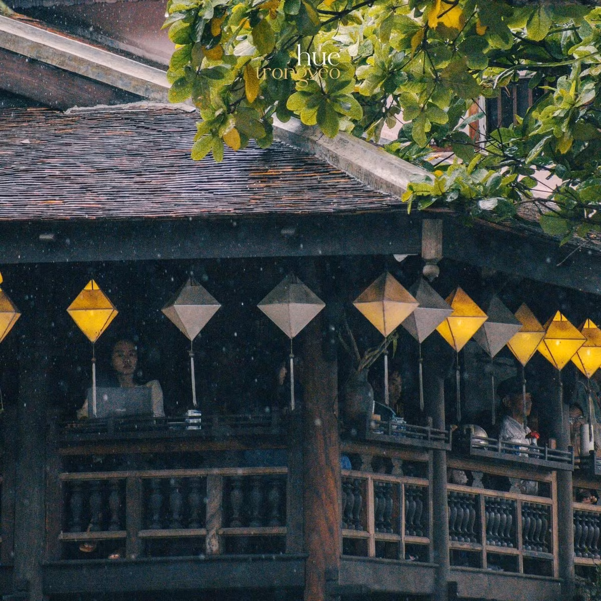 hue2.jpg
