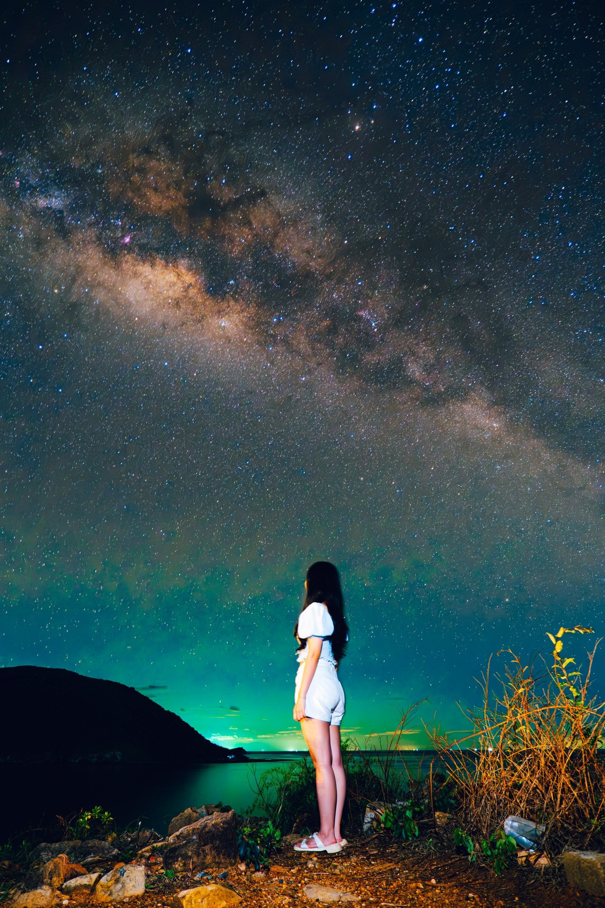 Để săn được Milky Way đẹp nhất, du khách nên chọn những đêm không trăng hoặc vào kỳ trăng non. Ảnh Diễm Phi