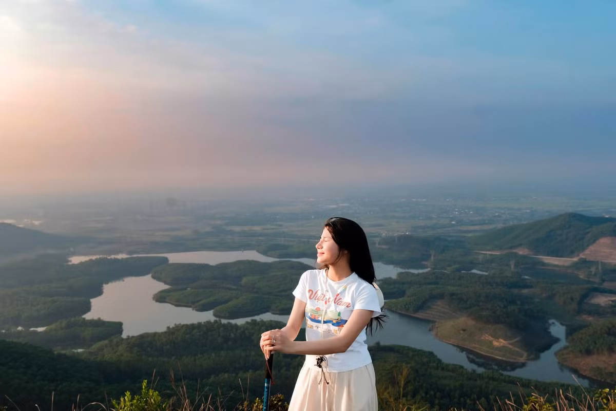 “Không nhiều ảnh, nhưng cảm giác ‘chạm Huế’ lại rất rõ – một thành phố không cần ồn ào vẫn đi thẳng vào lòng người.” – Minh chia sẻ. Ảnh Trương Đình Minh