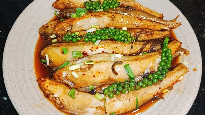 Không chỉ giàu dinh dưỡng, cá khoai còn mang lại nhiều lợi ích cho sức khỏe. Hàm lượng omega-3 trong cá giúp giảm cholesterol xấu, hỗ trợ ổn định huyết áp và hạn chế nguy cơ mắc các bệnh tim mạch. Ảnh minh họa