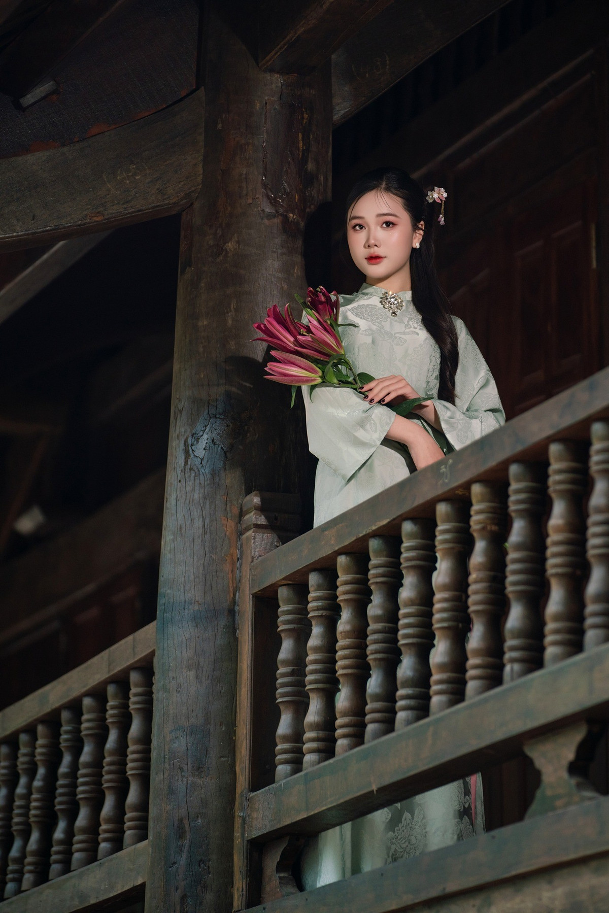 Nếu đang tìm một điểm đến vừa hoang sơ, vừa giàu giá trị lịch sử, lại mang vẻ đẹp “điện ảnh”, Thung Ui chắc chắn là lựa chọn đáng để thêm vào hành trình khám phá Ninh Bình. Ảnh Internet