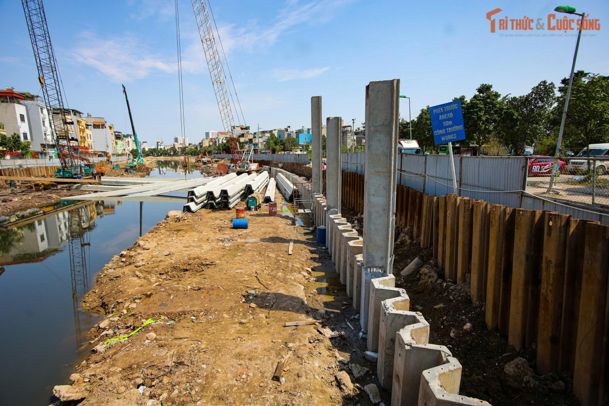 Đáng chú ý, lòng sông sẽ được nạo vét với độ sâu trung bình khoảng 3,6 m, giúp tăng khả năng dẫn nước và hạn chế tình trạng bồi lắng.