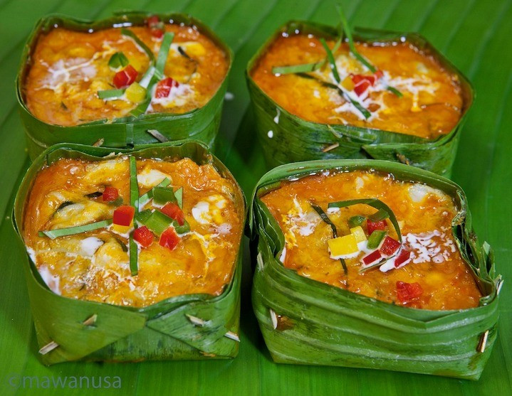 Ra đời từ năm 1937, Travel + Leisure là một trong những thương hiệu truyền thông du lịch hàng đầu thế giới, chuyên giới thiệu những điểm đến và trải nghiệm bản địa đặc sắc. Danh sách 8 món đường phố “đừng bỏ lỡ” tại Campuchia không chỉ là gợi ý ẩm thực, mà còn là hành trình khám phá văn hóa Khmer qua từng hương vị. Với du khách, thưởng thức ẩm thực đường phố nơi đây cũng chính là cách gần gũi nhất để chạm vào nhịp sống và tinh thần của xứ Chùa Tháp. Ảnh iVIVU