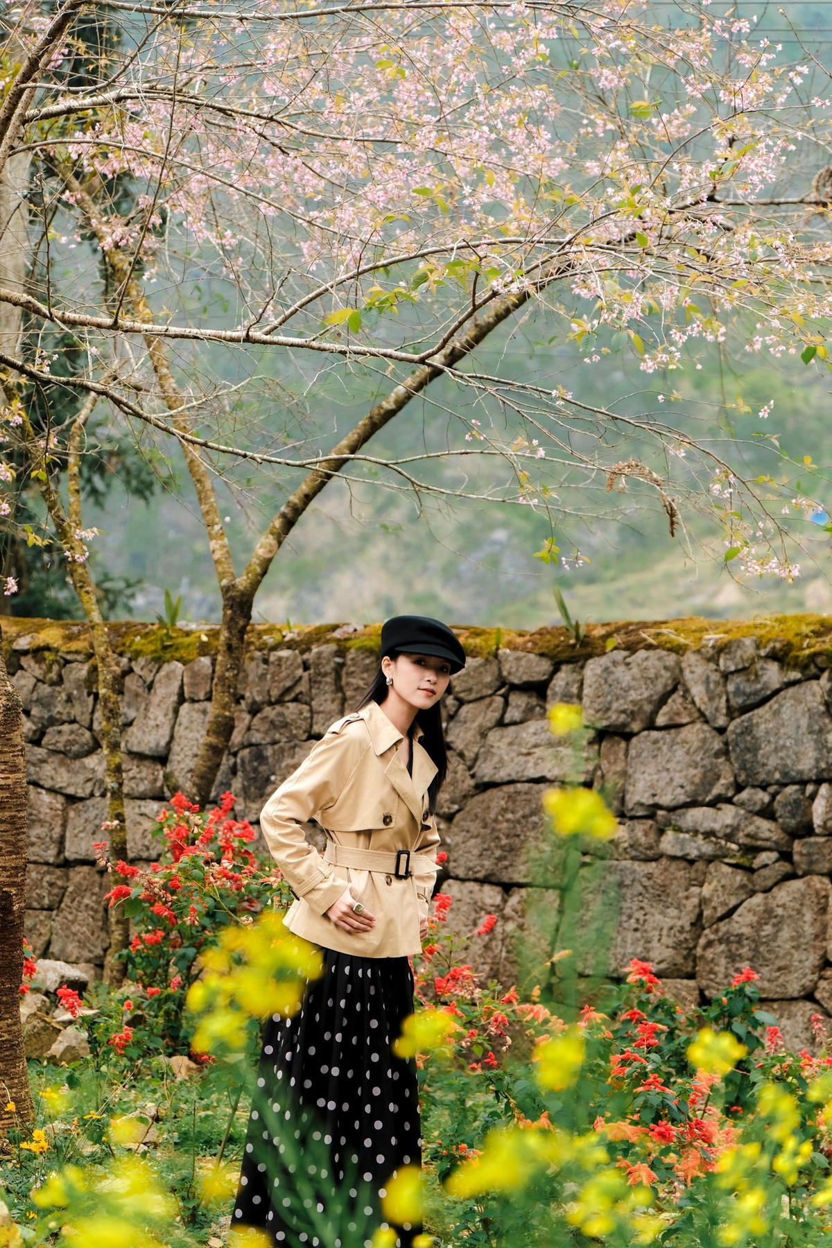 Dinh thự nhà họ Vương, tọa lạc tại xã Sà Phìn, Tuyên Quang, là một trong những điểm tham quan không thể bỏ qua khi đến với mảnh đất này. Ảnh Fanpapge Ba đứa mình