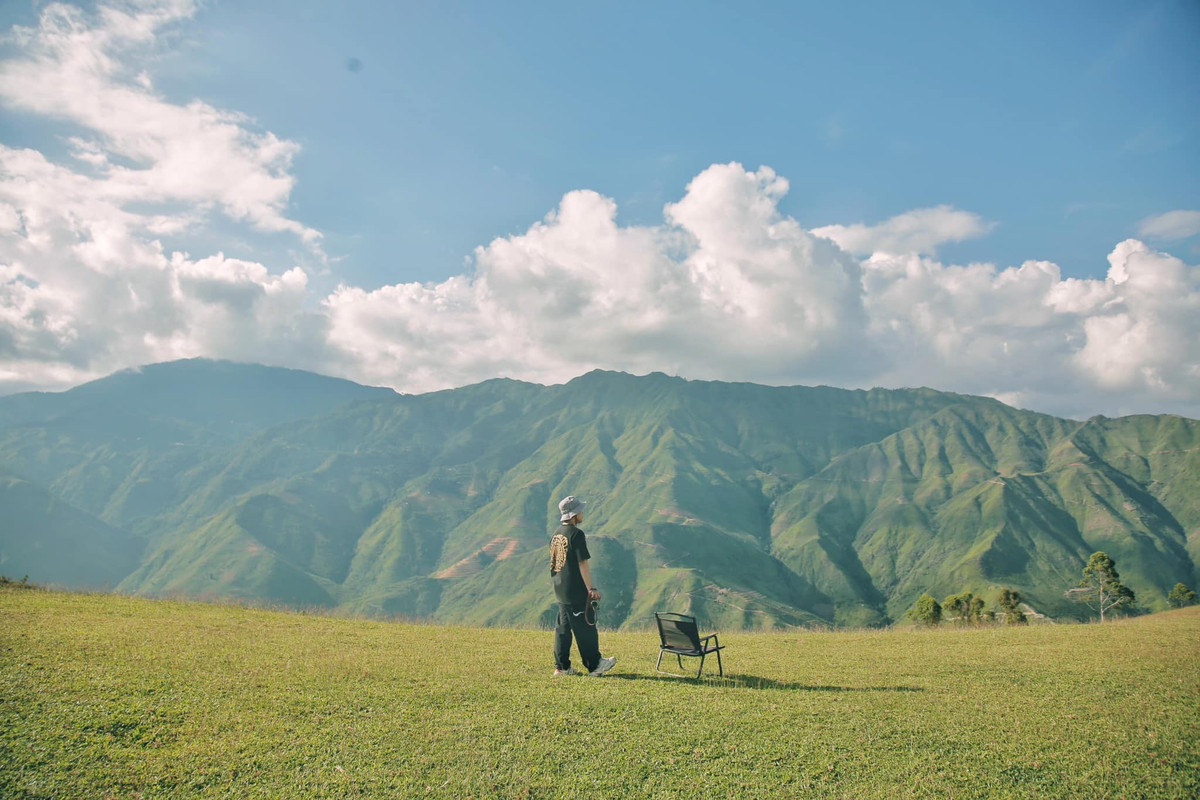Đây là nơi lý tưởng để dừng chân, hít thở bầu không khí trong lành, hoặc trải nghiệm cắm trại, ngắm mây trôi, chơi thể thao ngoài trời. Ảnh Trương Đình Minh