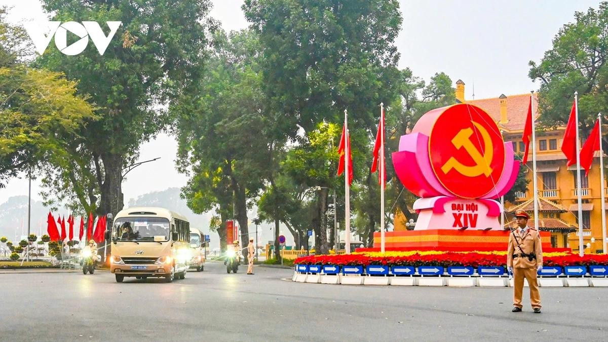 Trọng tâm là phát huy hiệu quả hệ thống camera AI trong giám sát giao thông theo thời gian thực, nhận diện nhanh mật độ phương tiện và các điểm có nguy cơ ùn ứ, từ đó chủ động điều chỉnh phương án phân luồng, tổ chức giao thông phù hợp.