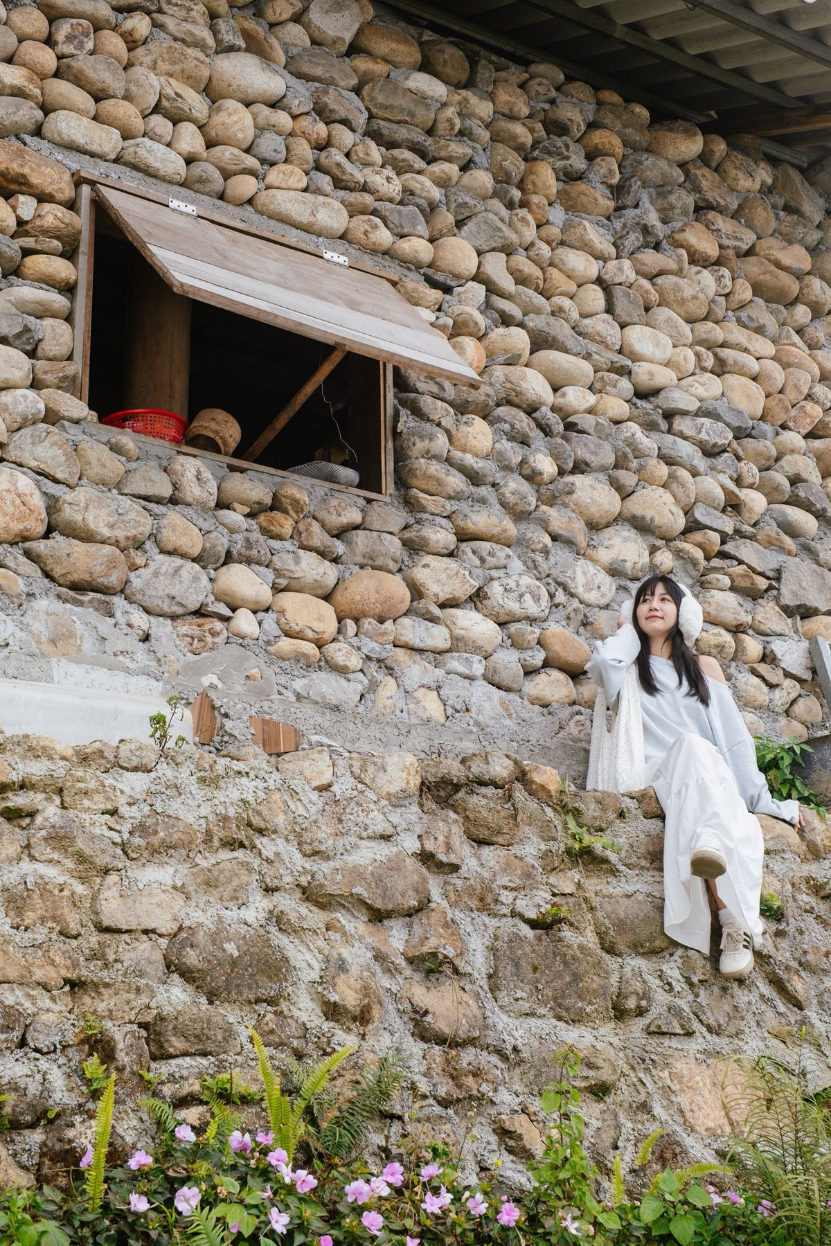 Không chỉ là điểm dừng chân cho những ai yêu thiên nhiên, Sì Thâu Chải còn là nơi giúp du khách tạm rời xa ồn ào phố thị, tận hưởng những khoảnh khắc bình yên và kết nối với văn hóa truyền thống đặc sắc. Ảnh thongdong